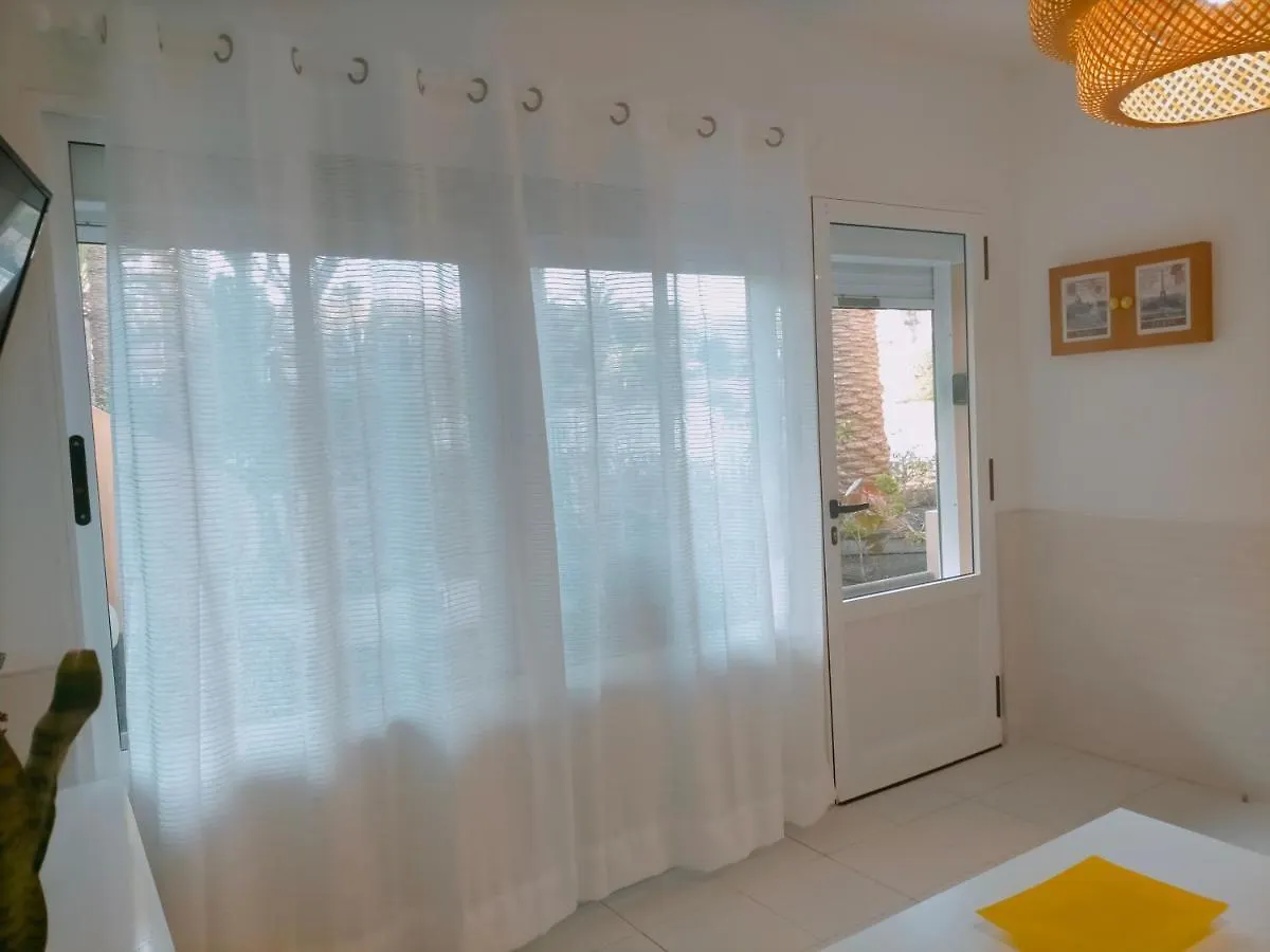 アパート Apartamento Las Vistas 3 コラレホ